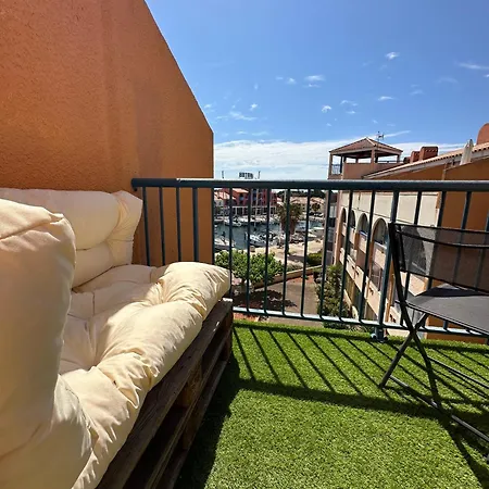 Apartment Vue Sur Port De Climatise, Parking Gratuit, Linges Et Serviettes Inclus