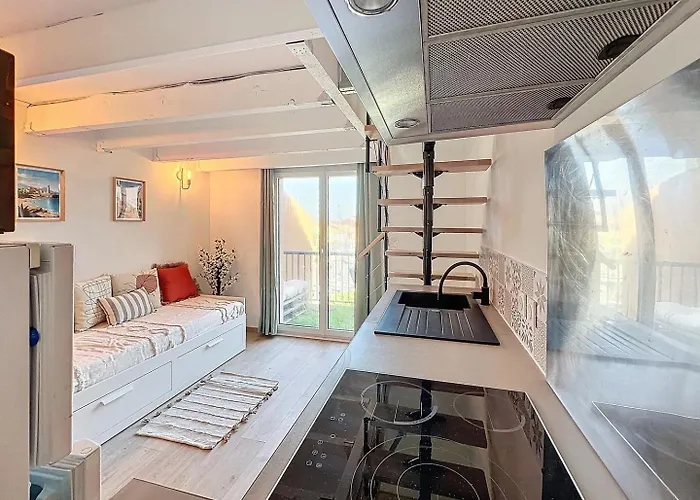 Port Vue Mer, Climatisation, Parking Prive, Linge Et Serviettes En Option